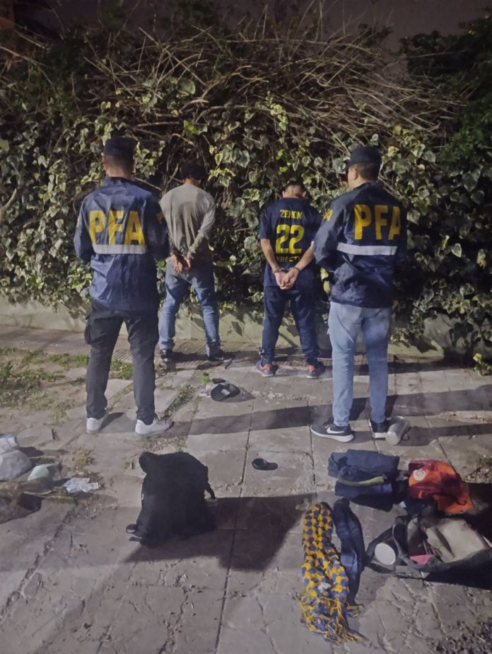 PFA DETUVO A DOS ROBACABLES EN LA LÍNEA MITRE