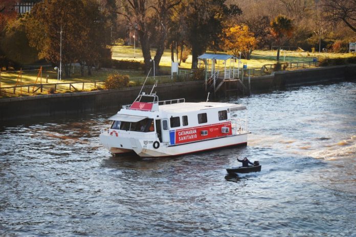 catamaran sanitsrio