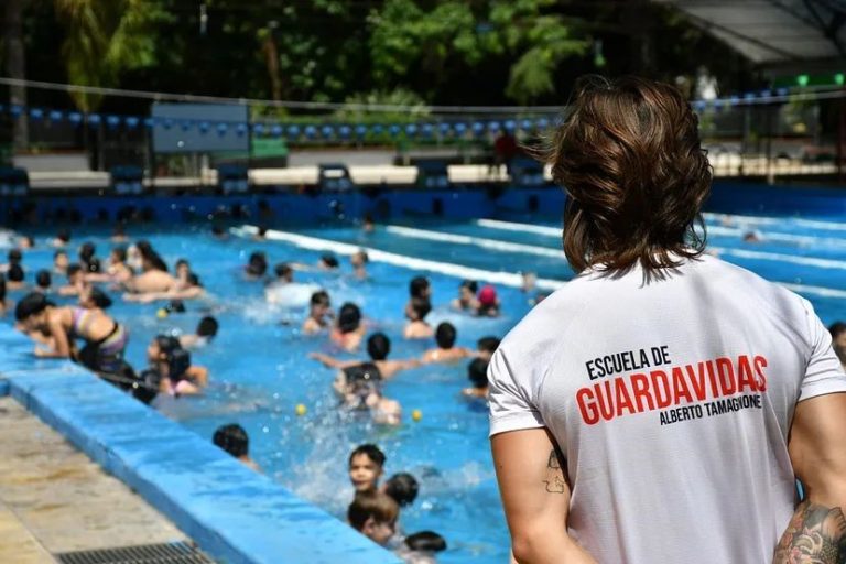 Continúa la preinscripción para la Escuela de Guardavidas