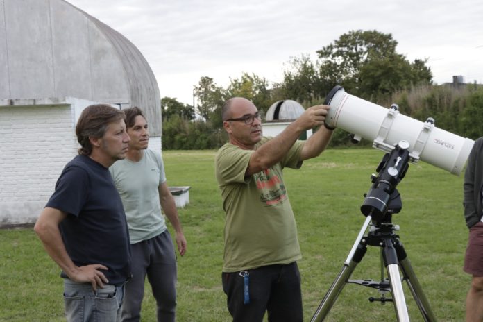 Jaime Méndez en la jornada de observación astronómica