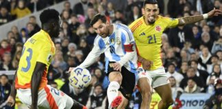 Con diez jugadores, la Selección argentina igualó ante Colombia por las Eliminatorias Sudamericanas
