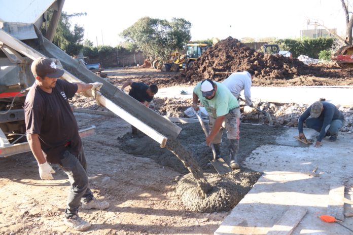 Nueva rotonda en Azcuénaga