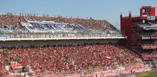 Oficial: vuelven los visitantes al fútbol argentino