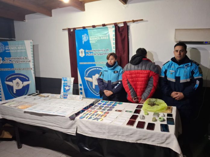 VTV truchas y obleas de GNC falsas, el resultado de un operativo policial en el Partido de La Costa