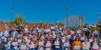 San Fernando celebró el Día del Maestro con emotivos homenajes