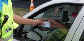 Conducir con una licencia trucha es un delito penal