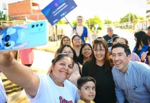 Nardini inauguró una importante obra de pavimentación en Grand Bourg