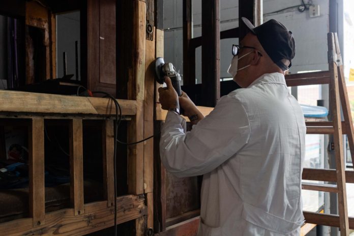 Semana del Patrimonio. Restauración del coche histórico Preston