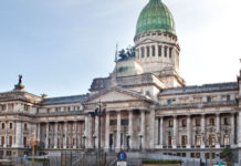 El Colegio de Médicos solicitó la suspensión del evento antivacunas del Congreso Nacional y emitió un alerta a la población