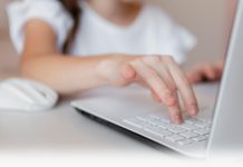 Escobar impulsa actividades por el Día Nacional de la Lucha contra el Grooming