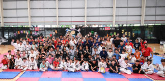 Junto a centenares de vecinos y vecinas, la Escuela Municipal de Taekwondo cerró el 2025 en el microestadio Ciudad de Benavídez