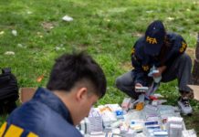 Megaoperativo en Tres de Febrero: allanan feria ilegal en una plaza con venta de medicamentos truchos