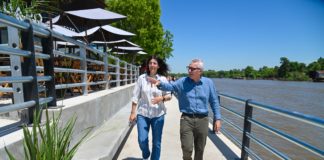 De cara al verano 2026, Julio Zamora inauguró un nuevo mirador en el Puerto de Frutos