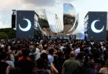 Con una gran fiesta que reunió a vecinos y turistas, la Ciudad celebró la restauración de la Floralis Genérica en Recoleta