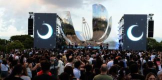 Con una gran fiesta que reunió a vecinos y turistas, la Ciudad celebró la restauración de la Floralis Genérica en Recoleta