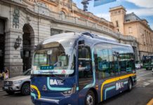 El e-Bus ya conecta Parque Lezama, el Centro y San Telmo con las estaciones de trenes de Retiro y la Terminal de Cruceros