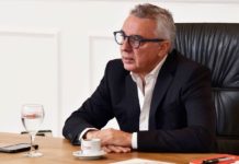 Julio Zamora: «No causaría ninguna sorpresa que la decisión de interrumpir el transporte sea una antesala para privatizar el servicio»