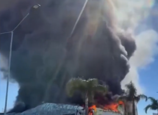 Benavídez: imponente incendio en el depósito de una empresa de logística