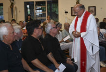 Julio Zamora estuvo presente en la misa homenaje al Padre «Pancho» Soares, a 50 años de su martirio