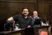 Inician las clases y entra en vigencia la ley de restricción de celulares en escuelas