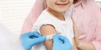 Vuelta a clases 2026: Por qué el calendario de vacunación es el “útil escolar” más importante