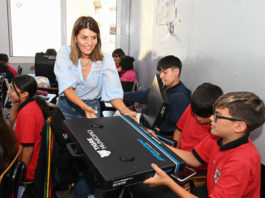 A través de una gestión del Municipio de Tigre, se entregaron kits de dibujo en escuelas técnicas del distrito