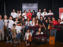 Con motivo de promover la cultura, el Municipio de Tigre formalizó la entrega de instrumentos musicales a sus Orquestas Infanto Juveniles