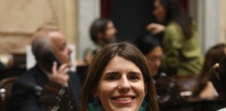 Ante la desprotección laboral de Milei, el Frente Renovador impulsa una ley que regule los algoritmos de las apps