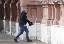 Tras la dilación, finalmente Diego Valenzuela no asumirá al frente de la Agencia de Migraciones