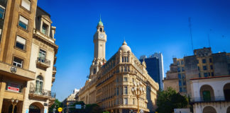 Ciudad de Buenos Aires y Mar del Plata lideran las búsquedas para Semana Santa