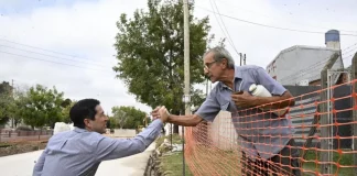 Nardini visitó la obra de repavimentación de la calle Hooke en Grand Bourg