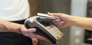 La Ciudad elimina el impuesto de Sellos sobre el financiamiento de las tarjetas de crédito