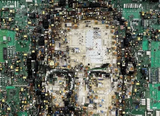 Unicenter presenta la obra de Deniz Sağdıç, la artista turca que transforma residuos en arte