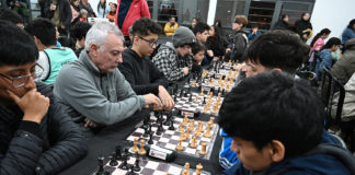 Ajedrez: decenas de competidores disfrutaron de la fecha inicial del Apertura 2026