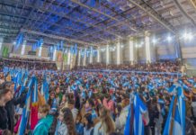 Juan Andreotti tomó a miles de chicos su promesa de lealtad a la Bandera