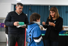 Con foco en la salud visual y el aprendizaje, el Municipio de Tigre entregó centenares de pares de anteojos a estudiantes del distrito