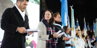 Más de 1400 chicos de Vicente López realizaron la promesa a la bandera en Tecnópolis