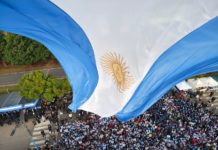 Más de 3.200 estudiantes prometieron lealtad a la Bandera en el 133° aniversario de Garín