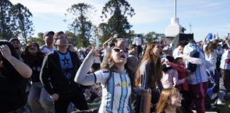 Cómo seguir mañana Argentina vs Inglaterra en los Fan Fest de la Ciudad