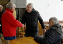 Julio Zamora a adultos mayores: «Es vital estar juntos en medio de las crisis que están atravesando”