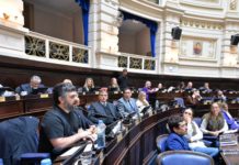 Es ley la adhesión a la Ley Nacional 24.901 en favor de las personas con discapacidad y hubo media sanción a la Ley Ema