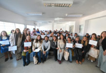 A través de la entrega de certificados, el Municipio reconoció a auxiliares de escuelas que finalizaron el curso de Servicio Alimentario Escolar