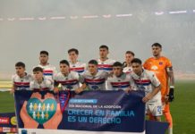 Vélez le ganó 3 a 2 a Tigre en un partido infartante y es líder de la tabla anual